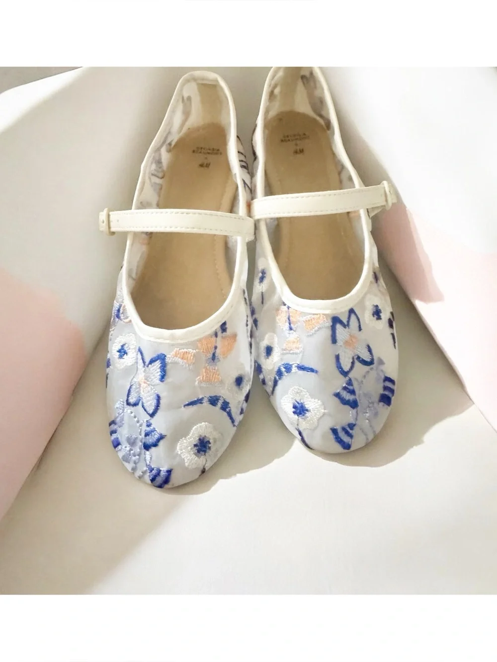 Girls H&M Black Bow Mary Jane Flats - and Blue Butterfly - black 13.5 Blue: 1